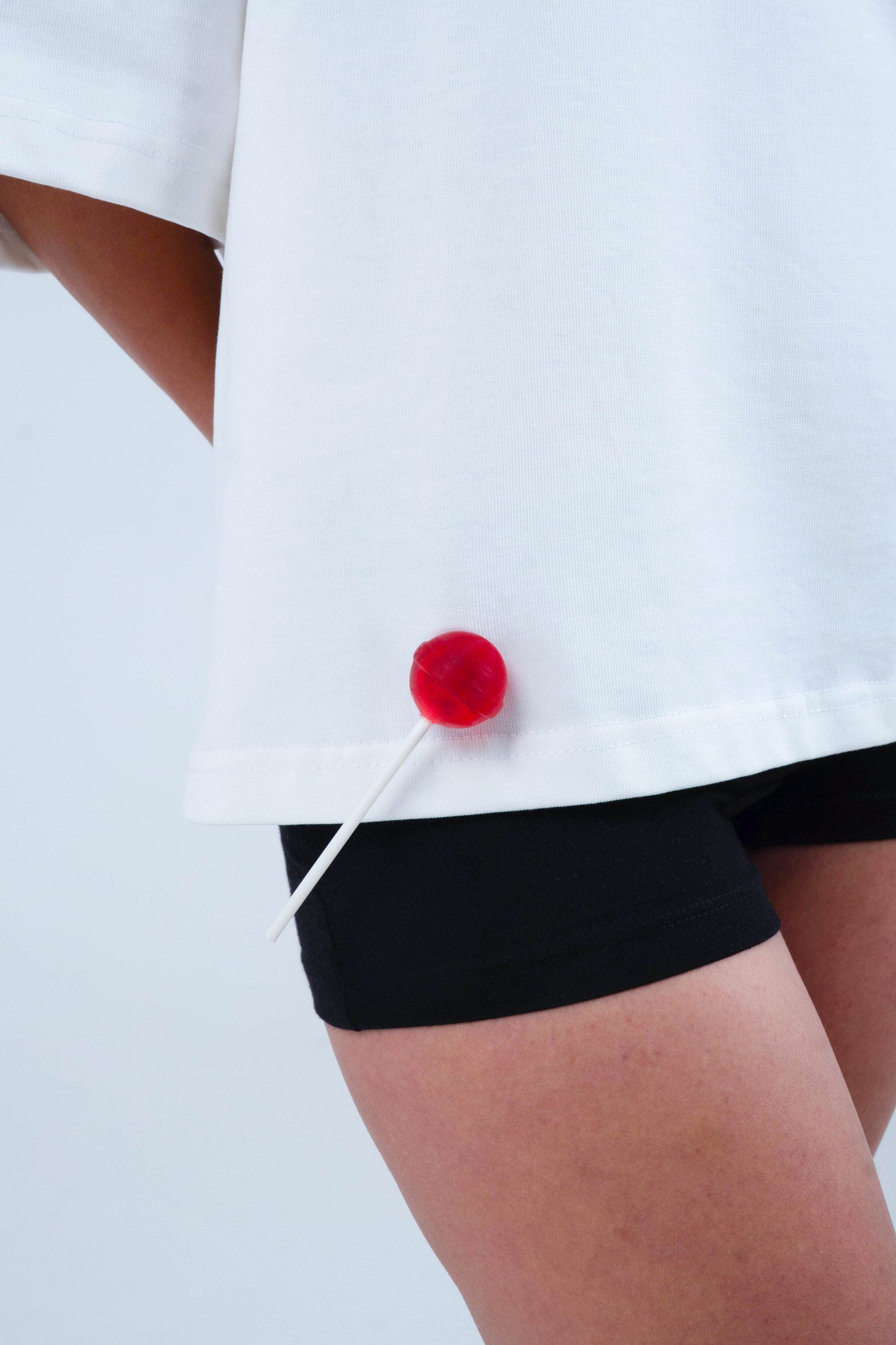 White candy lips t-shirt