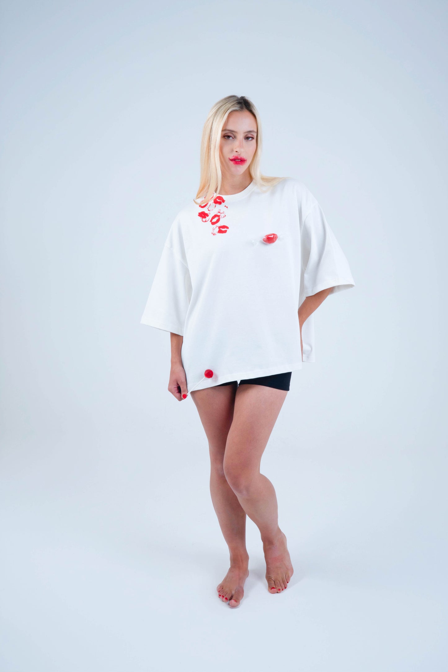 White candy lips t-shirt