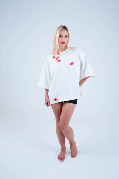 White candy lips t-shirt