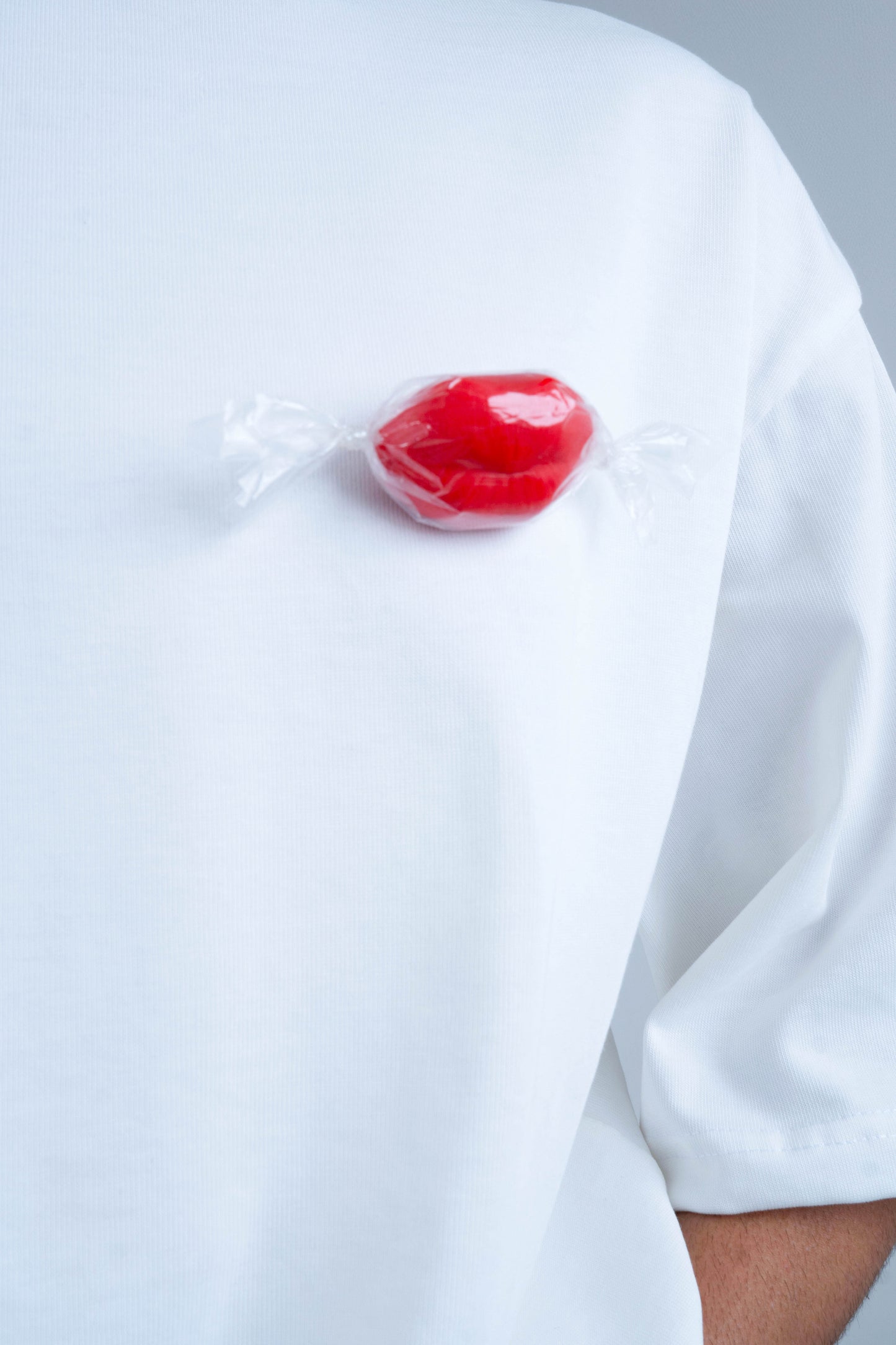 White candy lips t-shirt